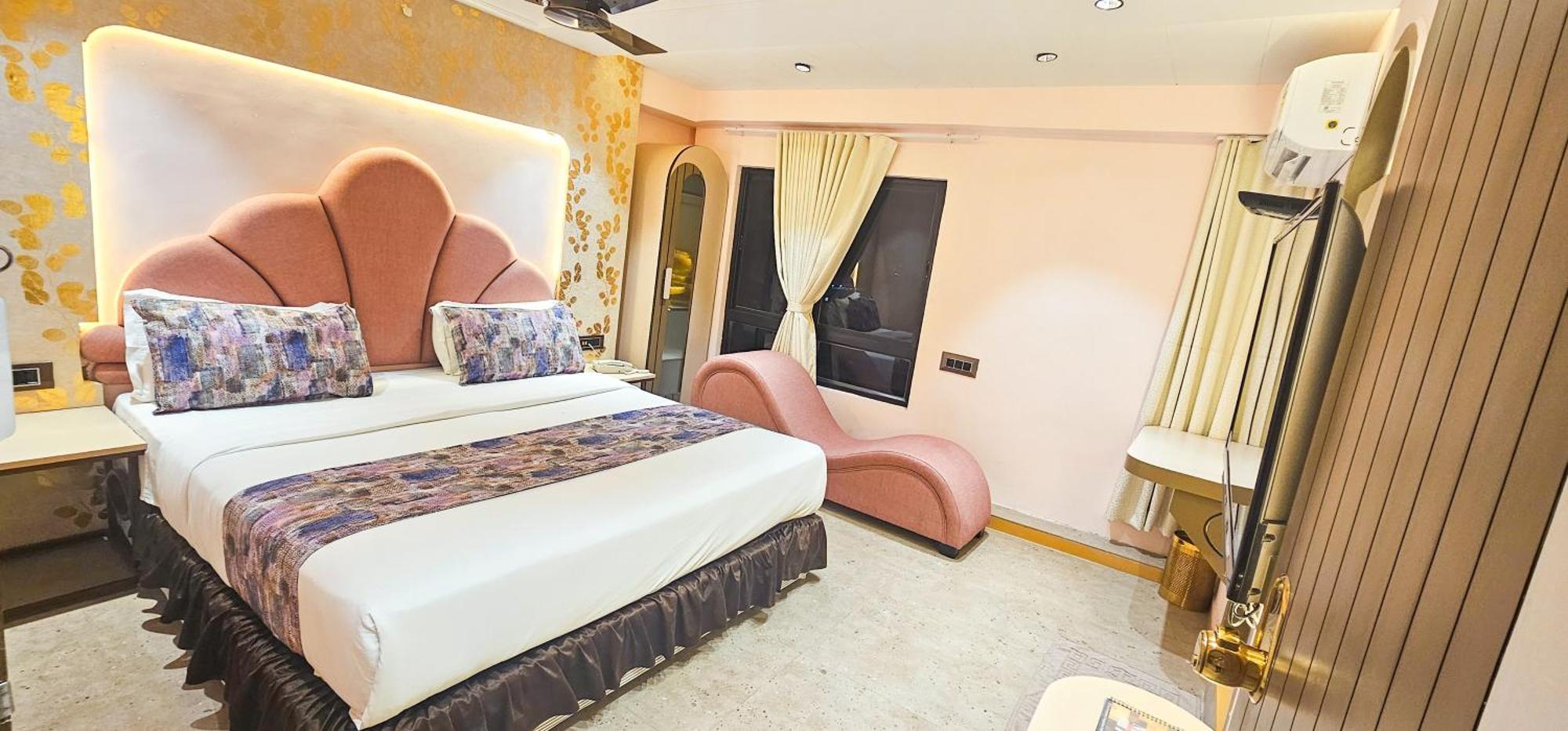Hotel Nova Bling Rajkot Exterior photo